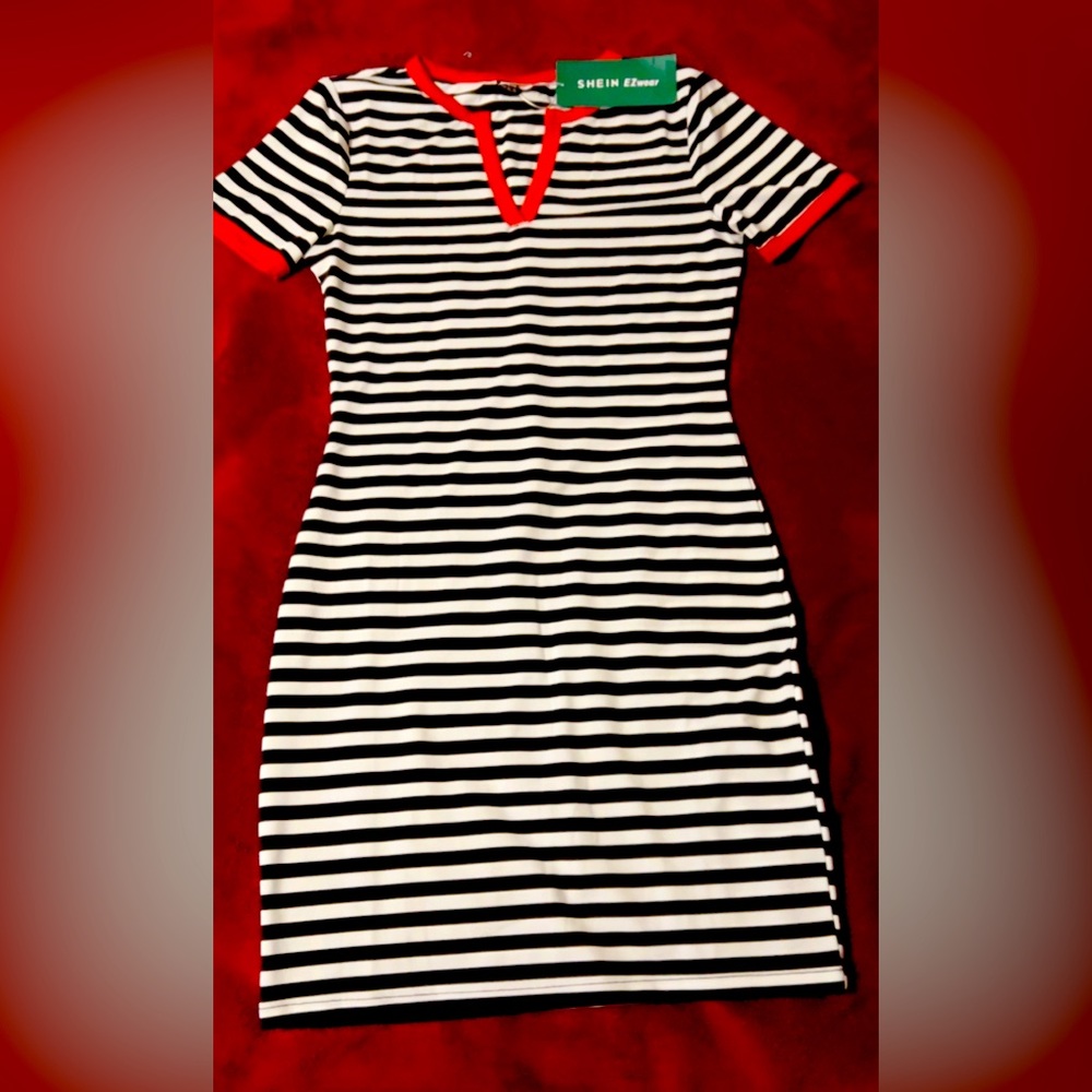 SHEIN Essnce Striped Bodycon Tee Dress